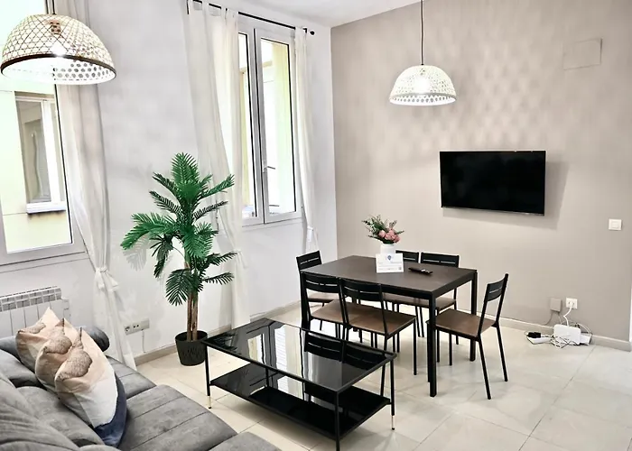 For You Rentals Céntrico apartamento TEMPORAL en la Calle Infanta INF1A